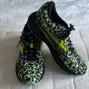 Brooks Green Leopard Print Running Shoes with Black Accents